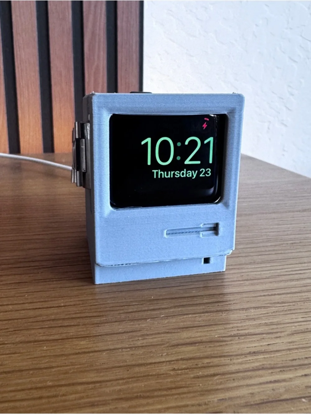 Retro Macintosh Apple Watch Charging Stand Dock Matte Gray
